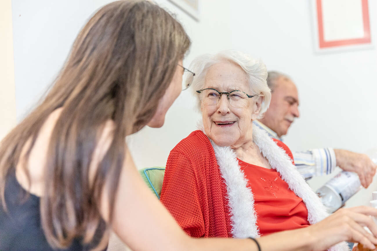 Besuchspartnerschaften mit einsamen aelteren Menschen oder Team Engagements in Frankfurt