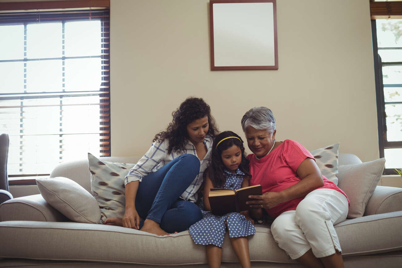 Take on a family sponsorship as a senior through the Oma Opa Vermittlung