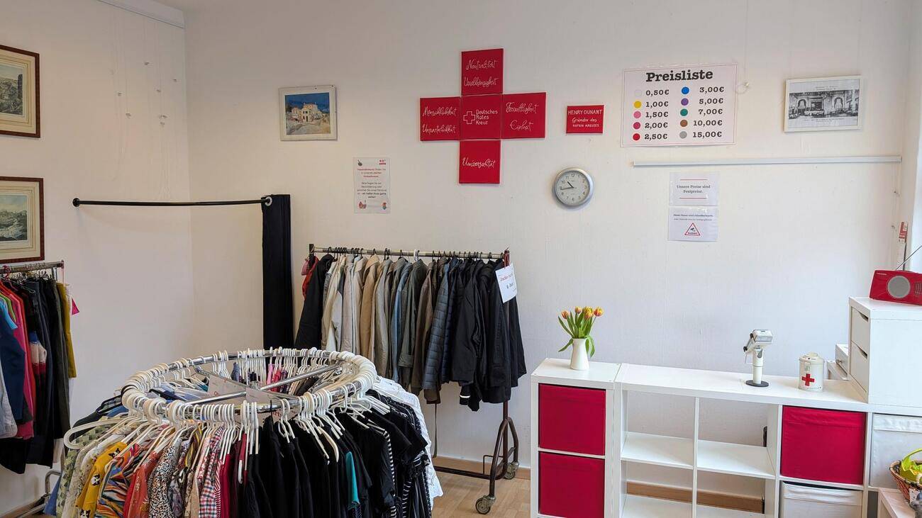 Verkaufshelfer in m w d für den DRK Kiezladen in Berlin Schoeneberg