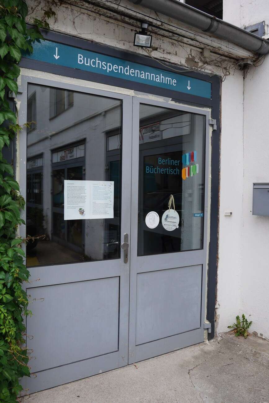 Unterstütze uns alle zwei Wochen donnerstags bei der Spendenannahme